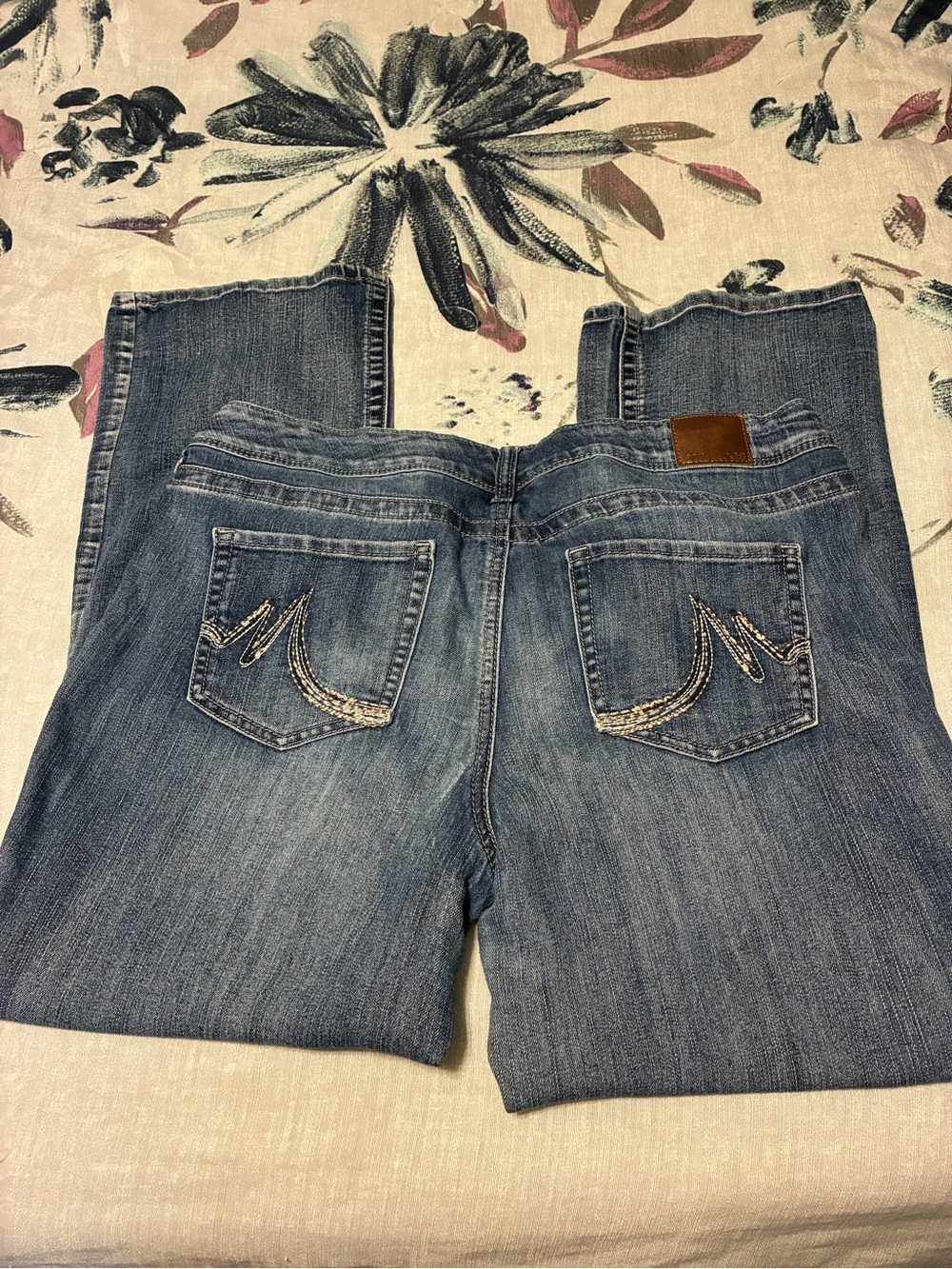 Classic Medium Wash Bootcut Jeans with Embroidered Back Pockets
